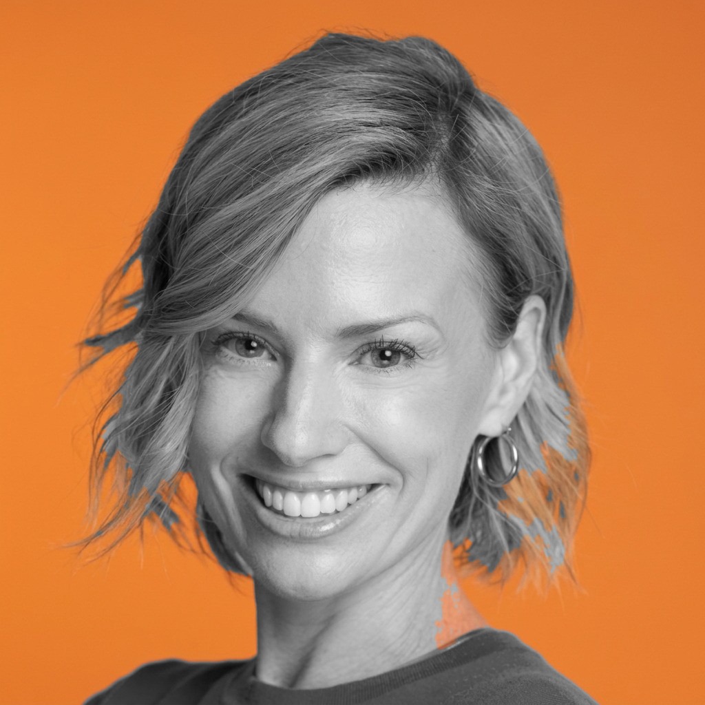 Dr. Alina Lewis